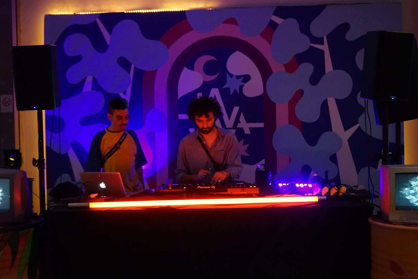 DJ set en b2b à La Java (Superposition)